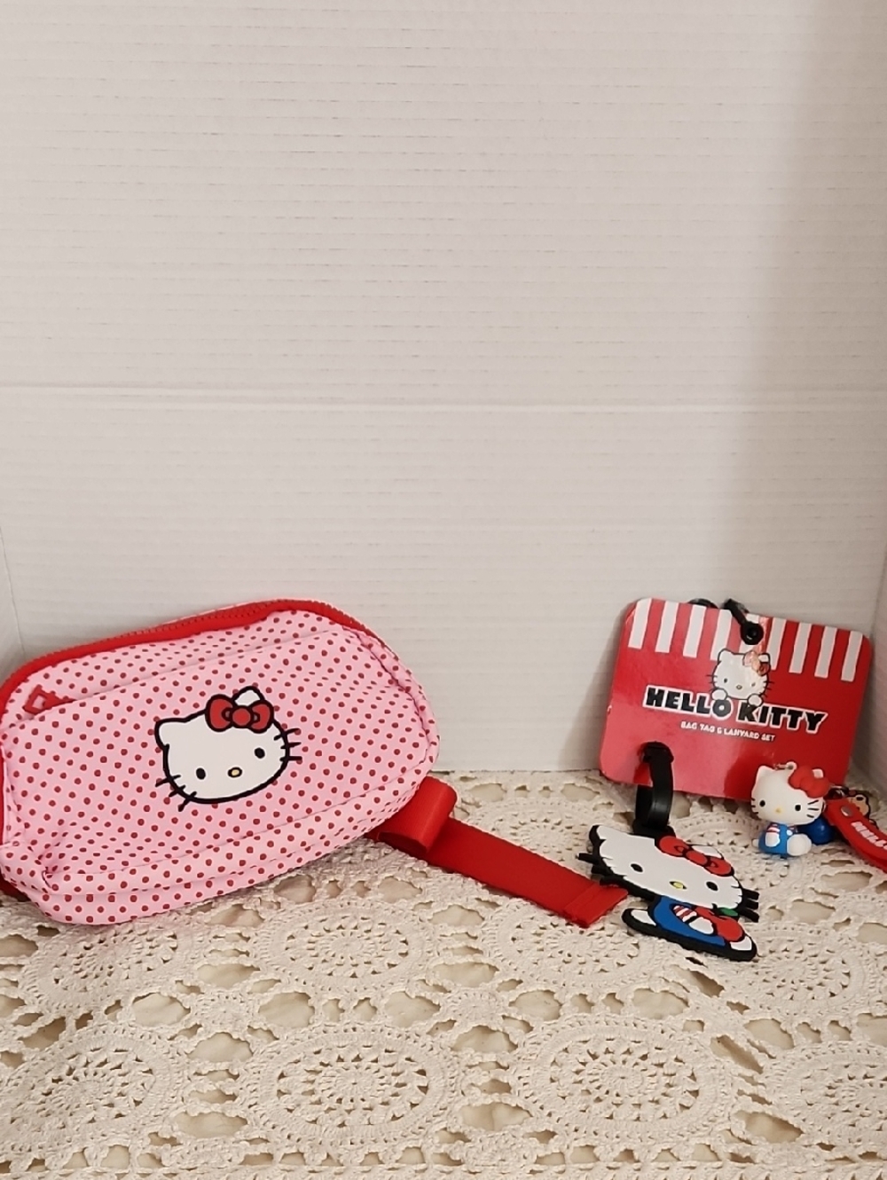 Hello Kitty.       Red Polka Dot Kids Waist Bag. NWT And Bag Tag